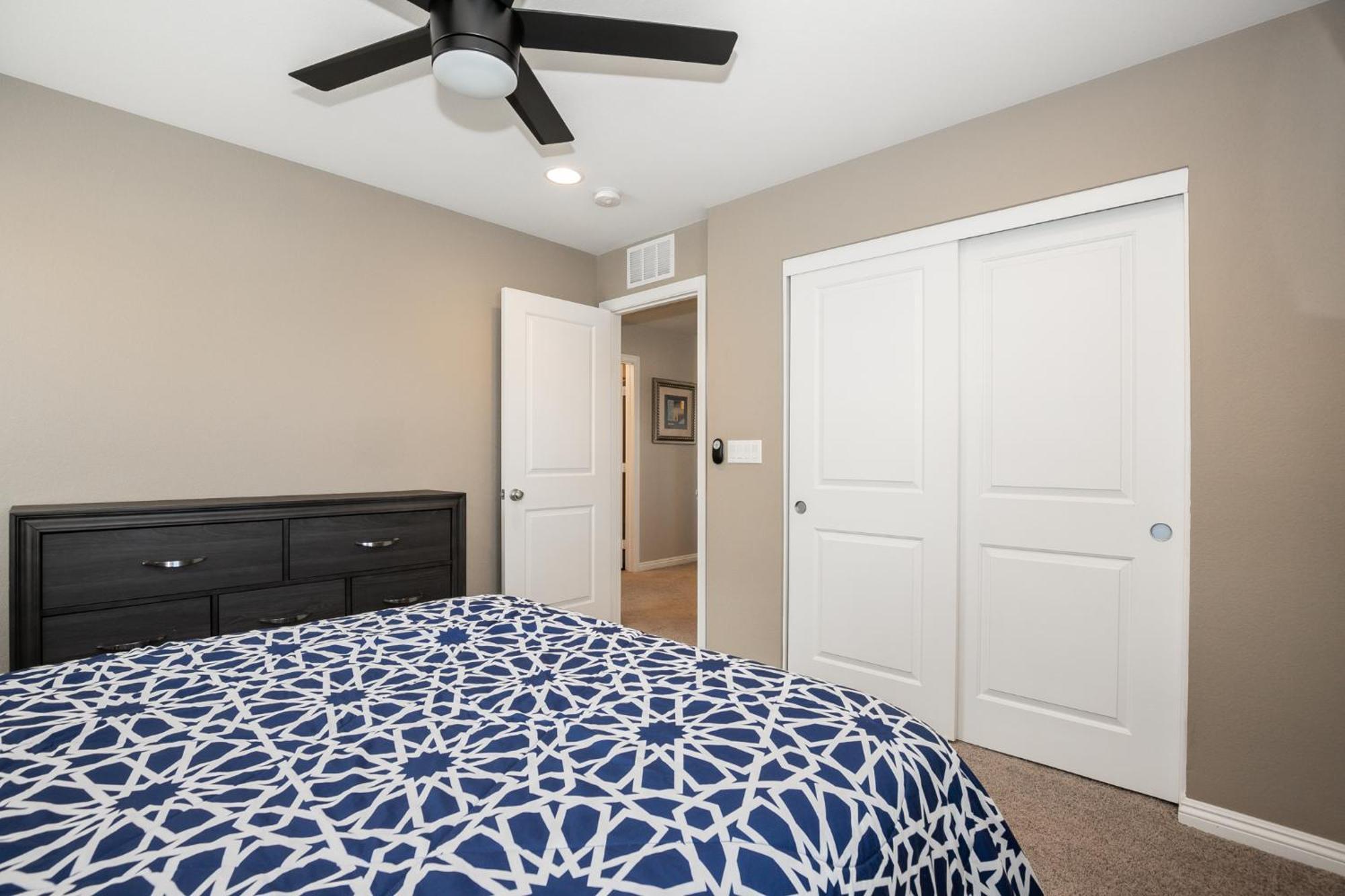 Sunny Vegas Oasis Escape Apartment Las Vegas Exterior photo